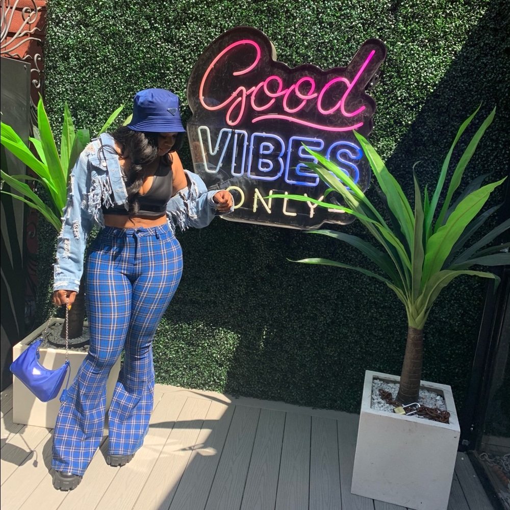 Cute Blue flare plaid pants - Picture 1 of 2